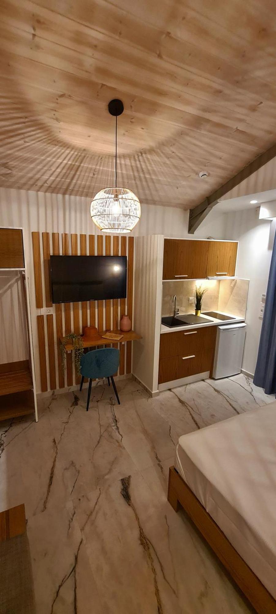 Costa Anastasia_Sea View Suites Vrasná Zimmer foto